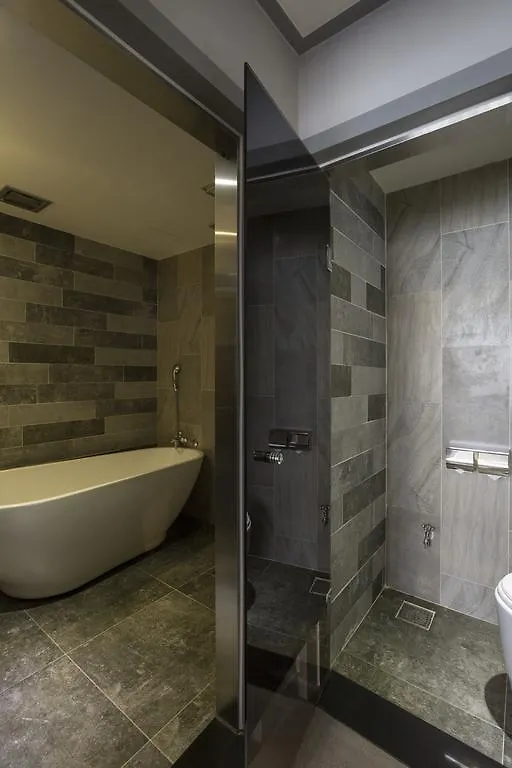 ***  Cinema House Hotel In Busan South Korea