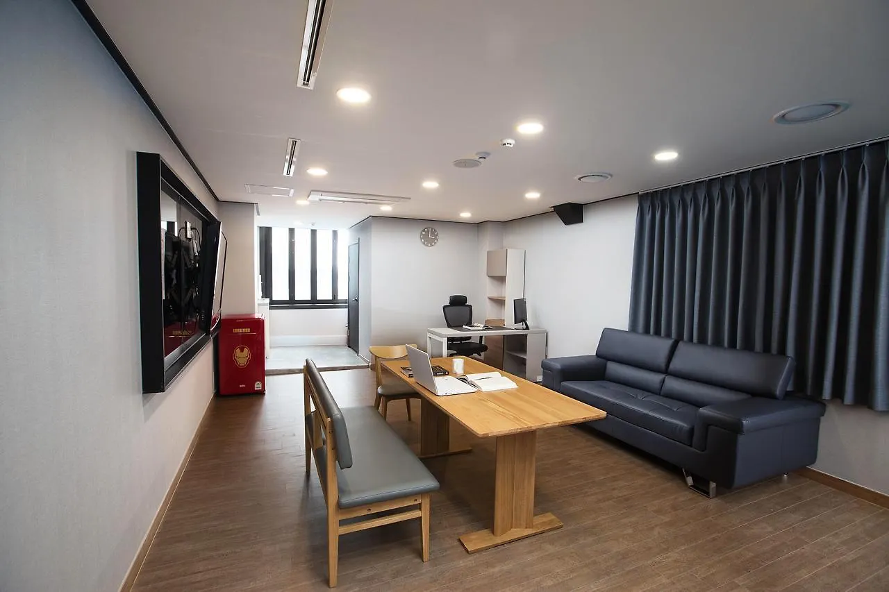 Cinema House Hotel In Busan
