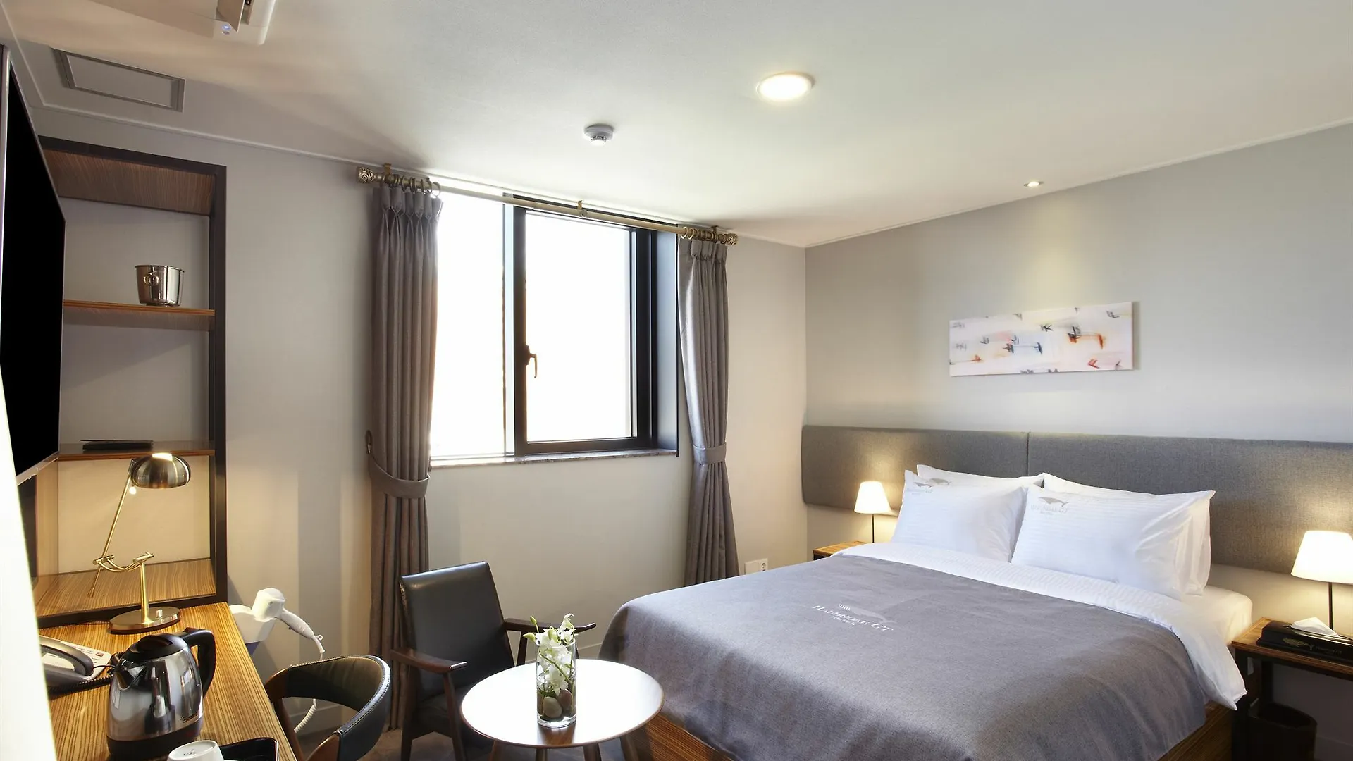 ***  Cinema House Hotel In Busan South Korea