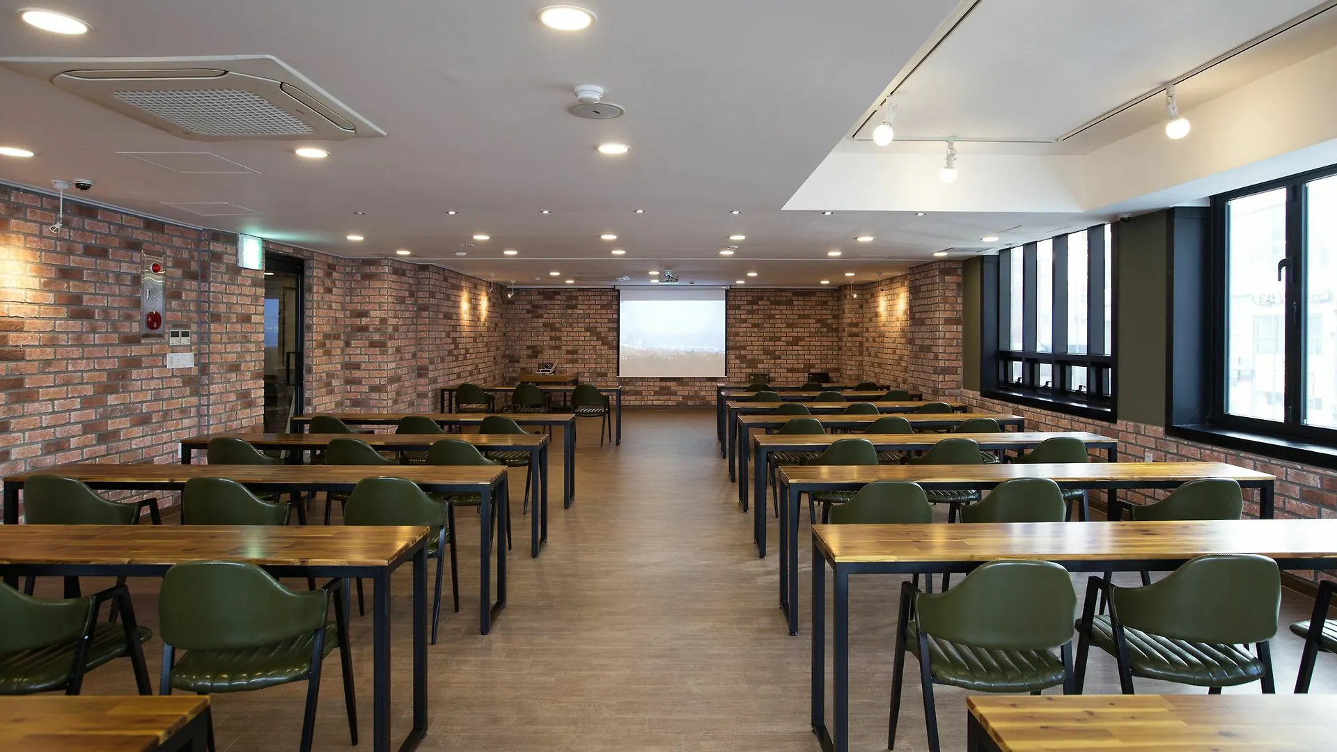 Cinema House Hotel In Busan South Korea